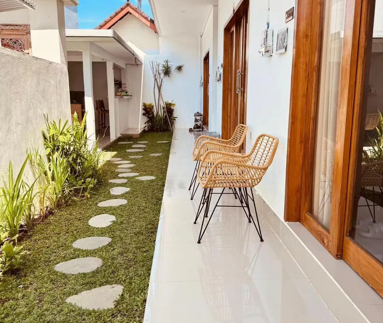 Y&J Aparthotel Seminyak  0*, Seminyak (Bali) Indonesia
